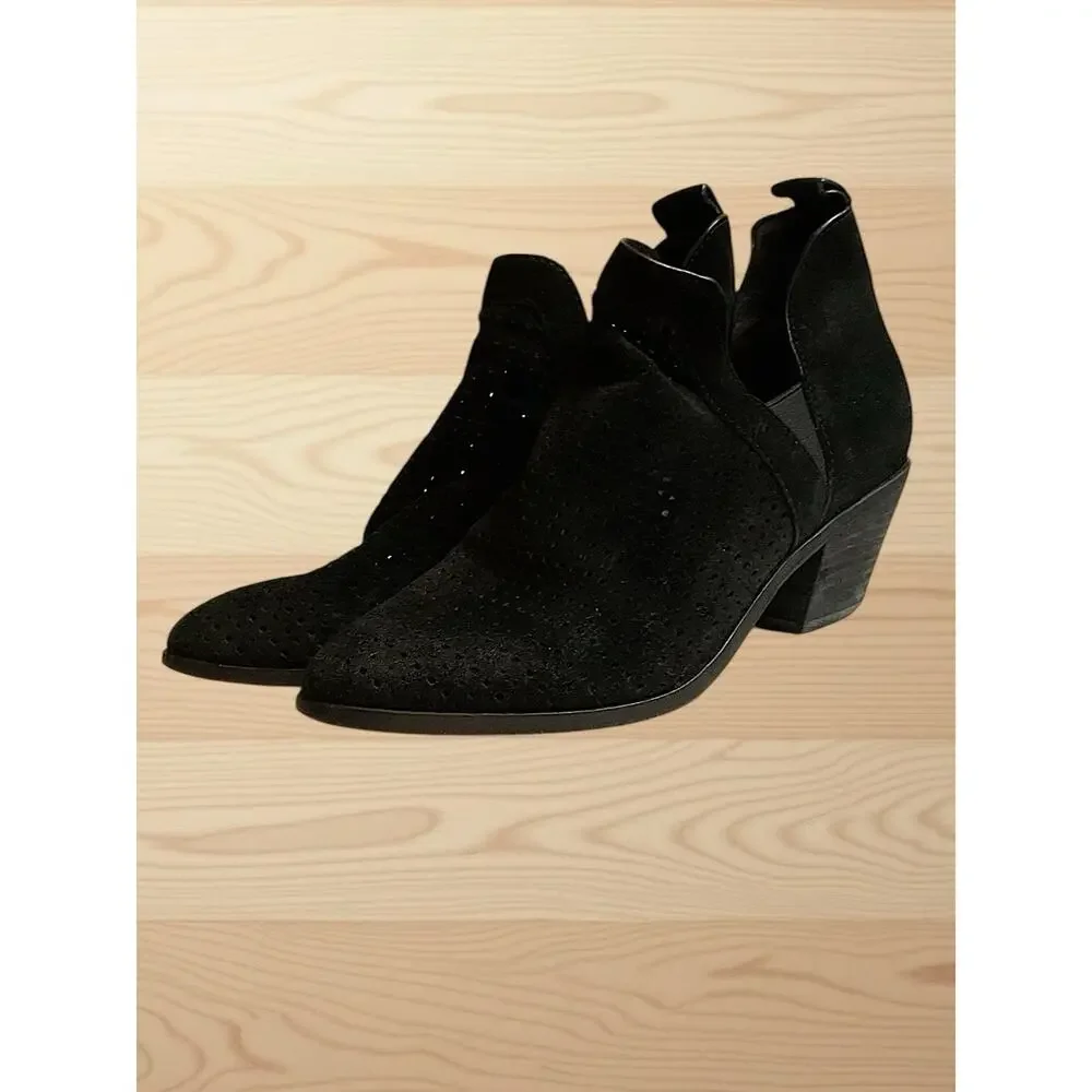 Sigerson‎ Morrison Booties SZ 7 Black Suede Leather Perforated Pattern Slip-on